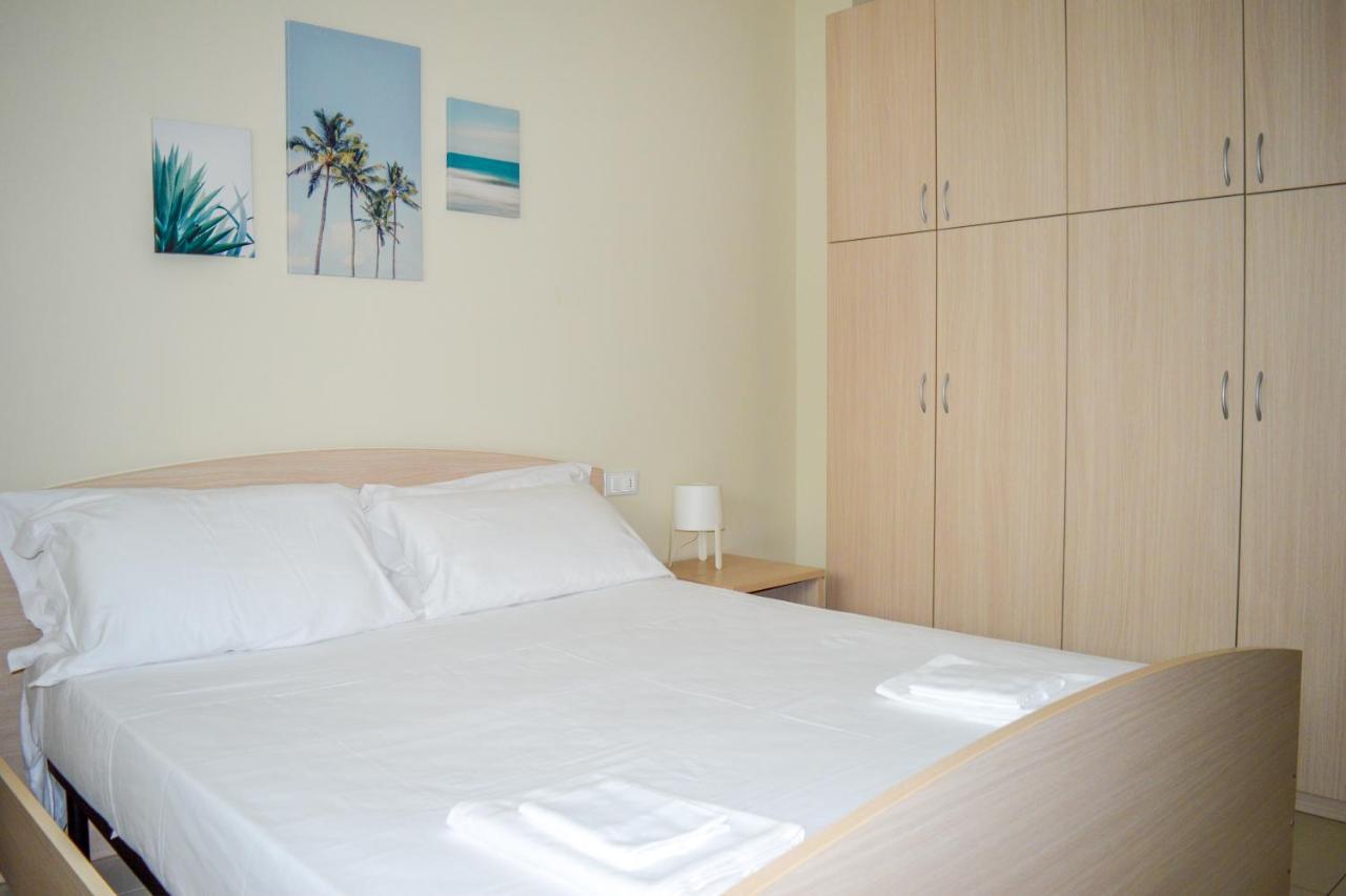 Homiday - Cerrano Park Resort Пинето Екстериор снимка