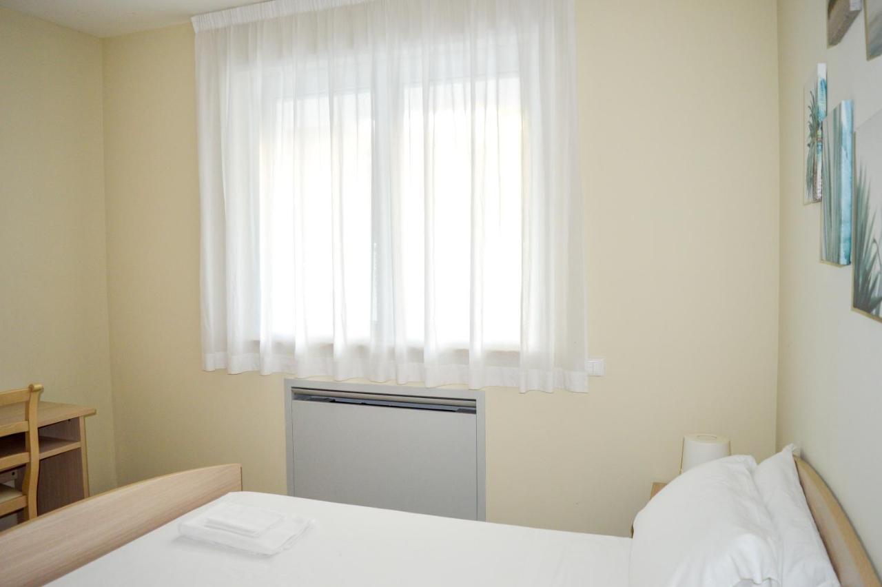 Homiday - Cerrano Park Resort Пинето Екстериор снимка