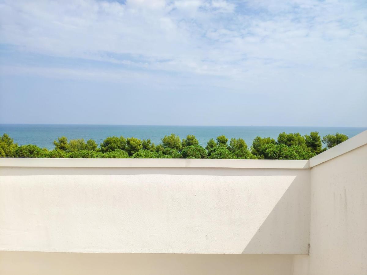 Homiday - Cerrano Park Resort Пинето Екстериор снимка