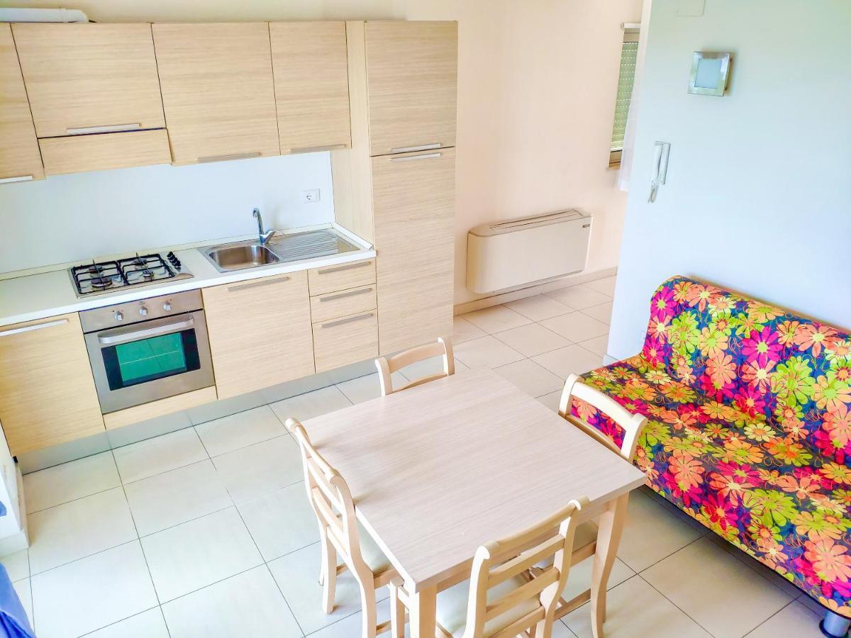 Homiday - Cerrano Park Resort Пинето Екстериор снимка