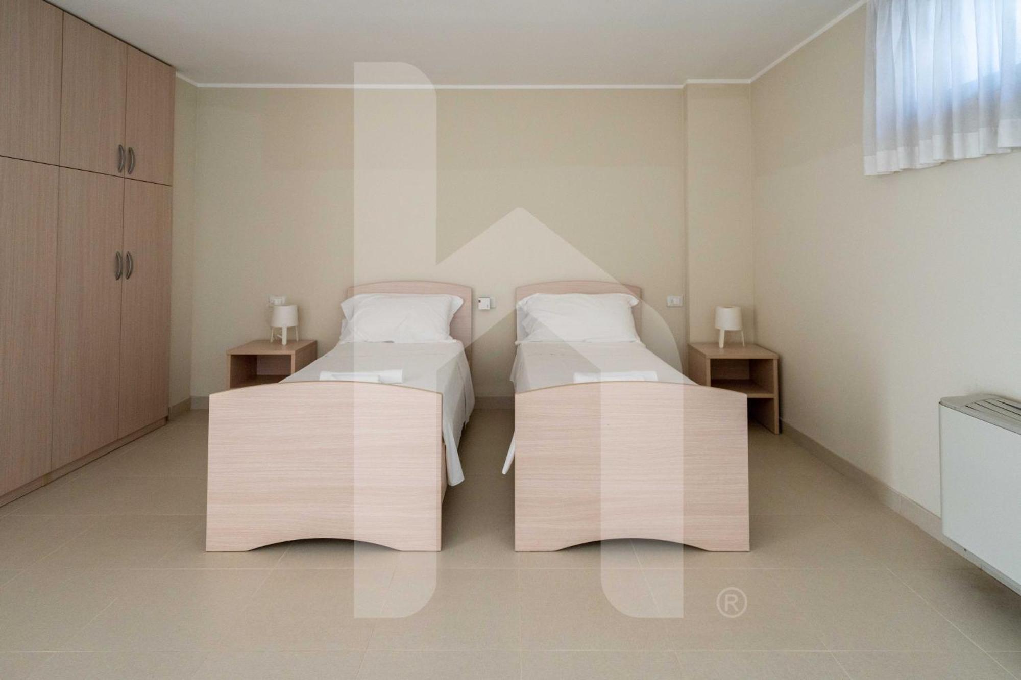 Homiday - Cerrano Park Resort Пинето Екстериор снимка